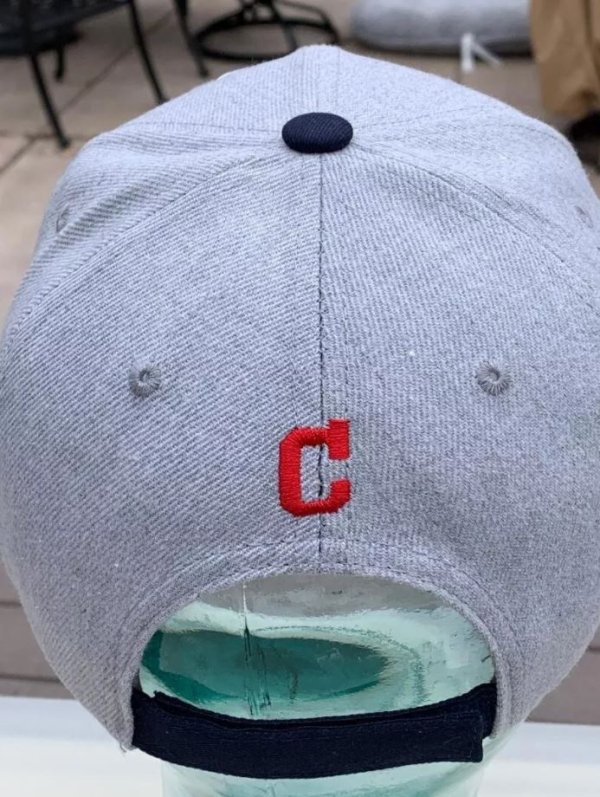 snap back baseball hat