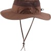 wide brim bucket hat