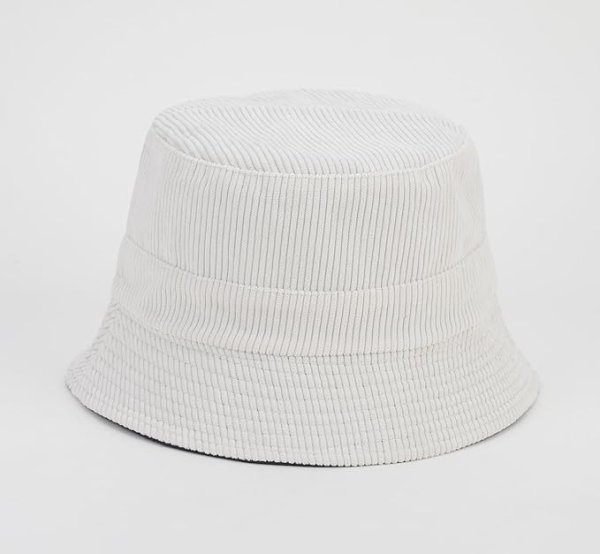 tourist bucket hat